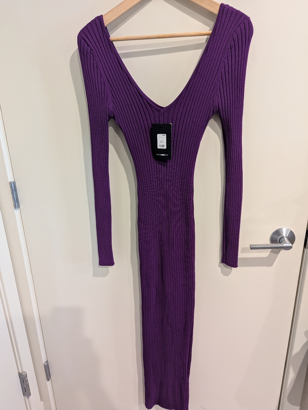 Women's Ribbed Long Sleeve V-Neck Midi Dress - Purple